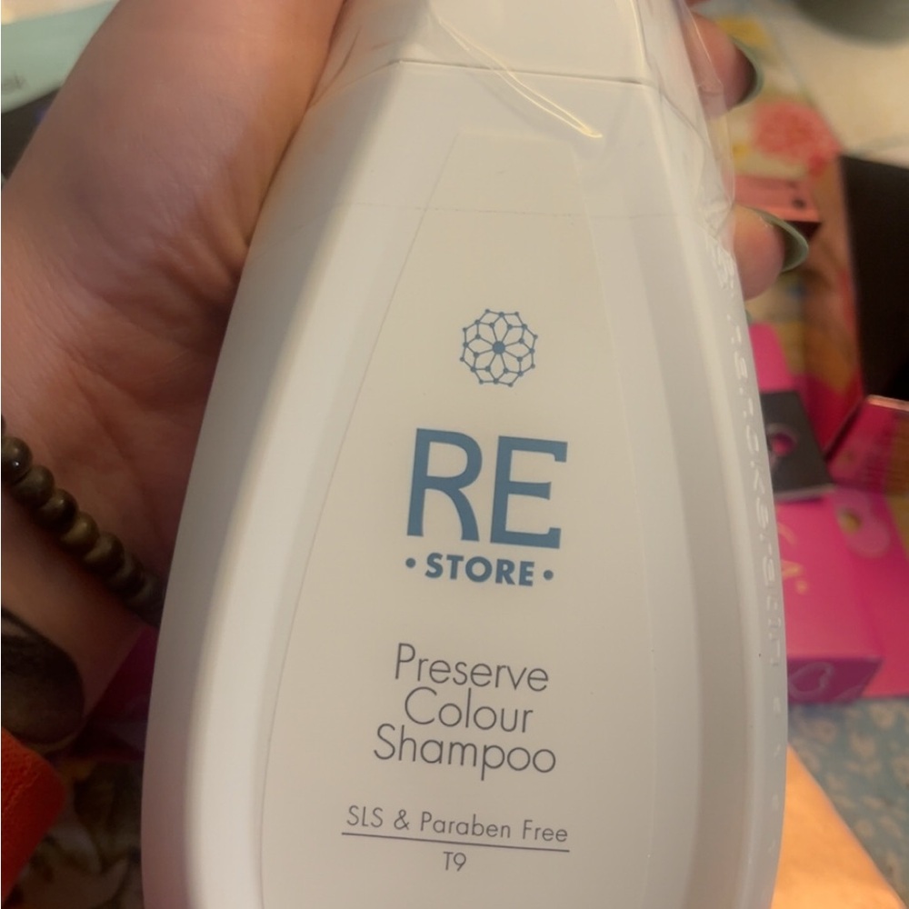 White Preserve Colour Shampoo